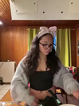 misssweettie – webcam model profile photo Image 2