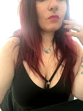 PinkyPai – webcam model profile photo Image 13