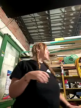 trippylilly – webcam model profile photo Image 16