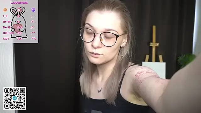 Kakushi_dori – webcam model profile photo Image 6