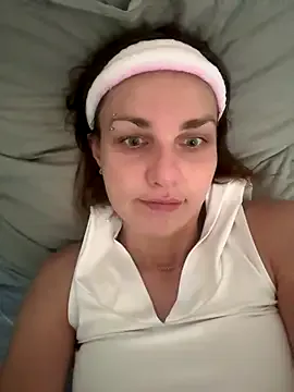 sigmasian – webcam model profile photo Image 13