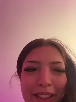 SweetBunnyGF – webcam model profile photo Image 3