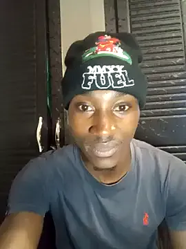 YoungSquad – webcam model profile photo Image 5