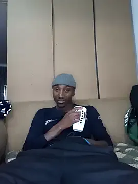 YoungSquad – webcam model profile photo Image 9