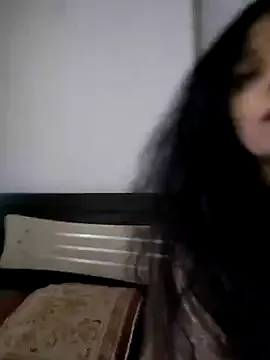 bambi_lu – webcam model profile photo Image 2