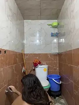 alana15 – webcam model profile photo Image 18