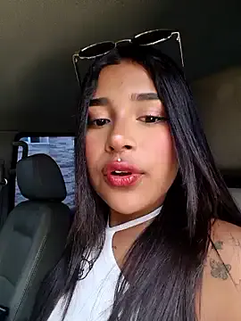 NATINATU252525 – webcam model profile photo Image 10