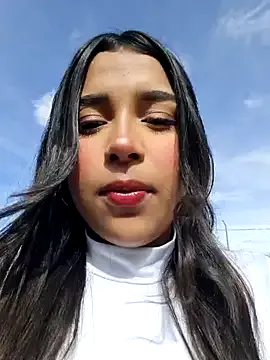 NATINATU252525 – webcam model profile photo Image 8