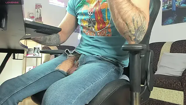 octavarium211 – webcam model profile photo Image 14