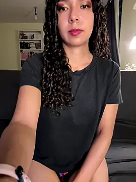 olivejoness_ – webcam model profile photo Image 8