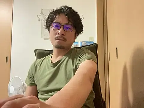 IORio2 – webcam model profile photo Image 17