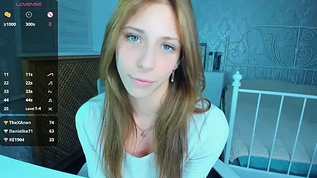 clara_lu – webcam model profile photo Image 18