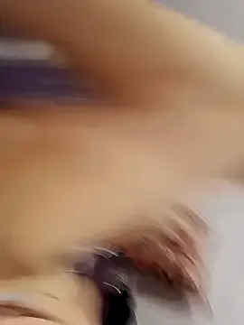 bambi_lu – webcam model profile photo Image 17