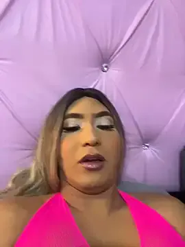 EvieEvans – webcam model profile photo Image 17