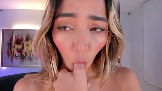 bambi_lu – webcam model profile photo Image 8