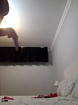 bambi_lu – webcam model profile photo Image 18