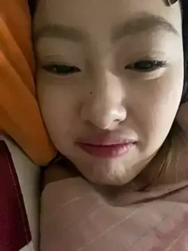 bambi_lu – webcam model profile photo Image 2