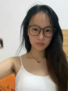 bambi_lu – webcam model profile photo Image 4