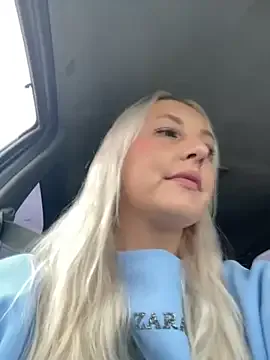 anaids_dam – webcam model profile photo Image 16