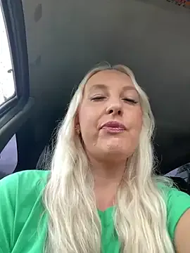 anaids_dam – webcam model profile photo Image 9