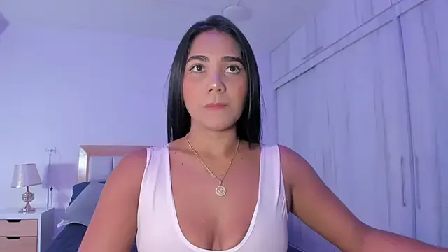 DavidAndClare – webcam model profile photo Image 4