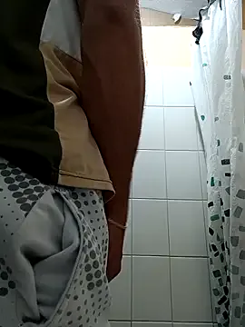 juanfe_style – webcam model profile photo Image 4