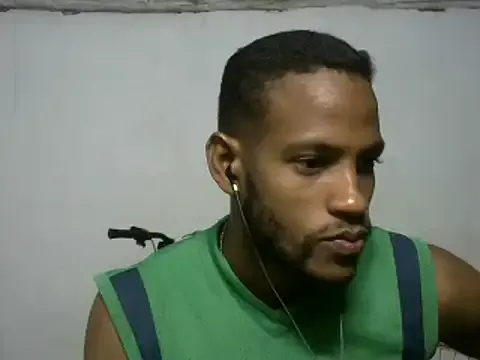 ryanfc85 – webcam model profile photo Image 13