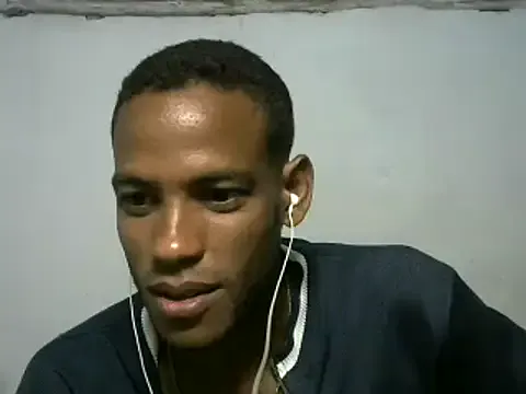 ryanfc85 – webcam model profile photo Image 6