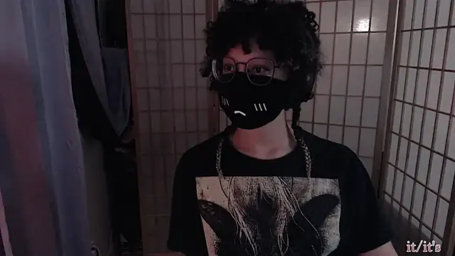 mightbelycan – webcam model profile photo