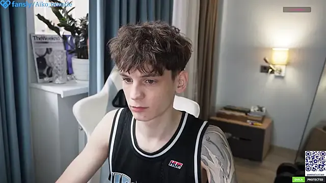 mitsuki0915 – webcam model profile photo Image 2