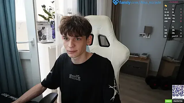 mitsuki0915 – webcam model profile photo Image 4