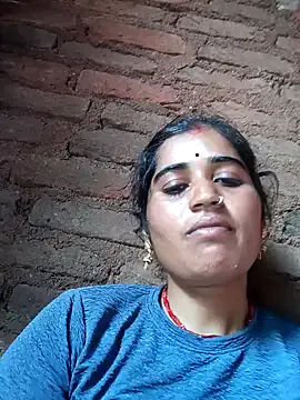 bambi_lu – webcam model profile photo Image 2