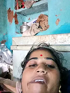 bambi_lu – webcam model profile photo Image 5