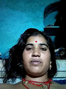 bambi_lu – webcam model profile photo Image 6