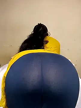 -Miray- – webcam model profile photo Image 3