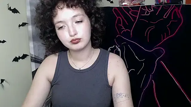 satyn_doll – webcam model profile photo Image 4