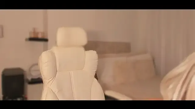 khloeforever – webcam model profile photo Image 19