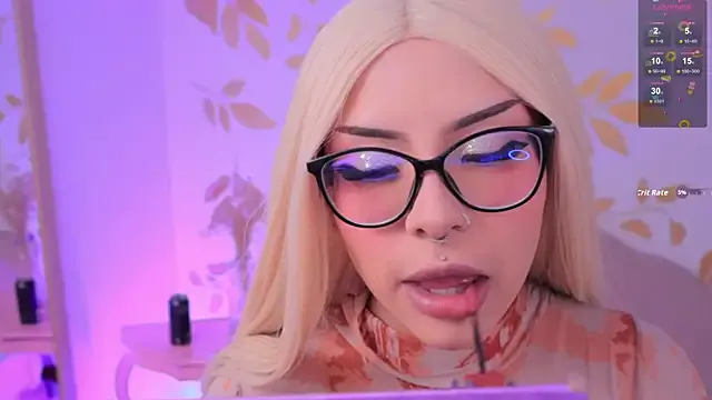 xoxo_cherry1 – webcam model profile photo Image 11