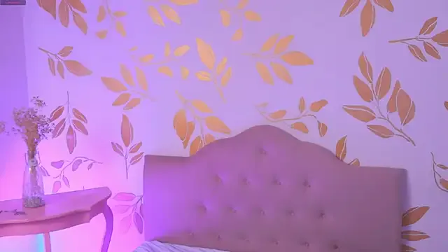 xoxo_cherry1 – webcam model profile photo Image 18