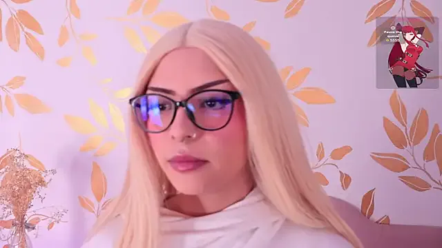 xoxo_cherry1 – webcam model profile photo Image 5