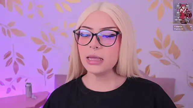 xoxo_cherry1 – webcam model profile photo Image 7