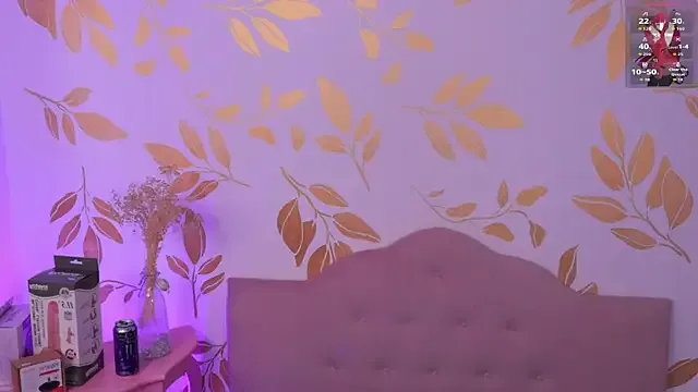 xoxo_cherry1 – webcam model profile photo Image 8