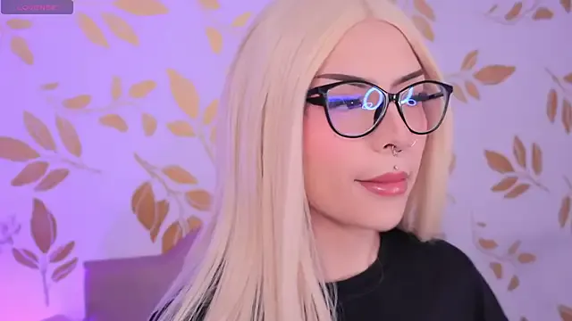 xoxo_cherry1 – webcam model profile photo Image 9