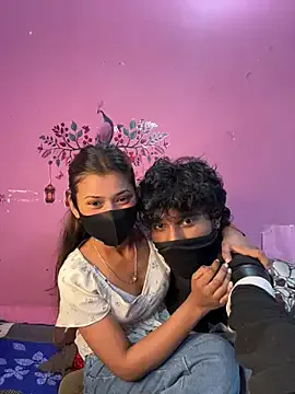 Taanni – webcam model profile photo Image 2