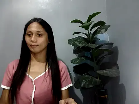 KamileLatinasexy – webcam model profile photo Image 4