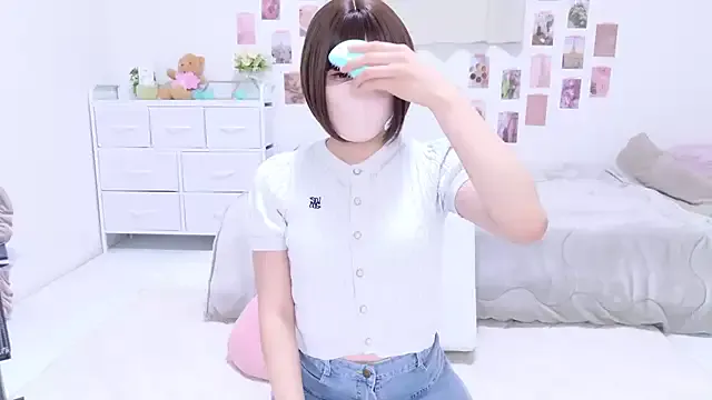 anaids_dam – webcam model profile photo Image 6