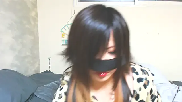 irohani_usagi – webcam model profile photo Image 2