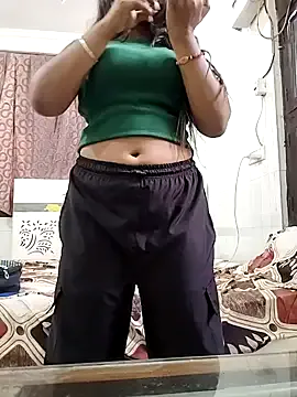 bambi_lu – webcam model profile photo Image 5