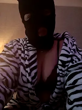 hina_porn – webcam model profile photo Image 2