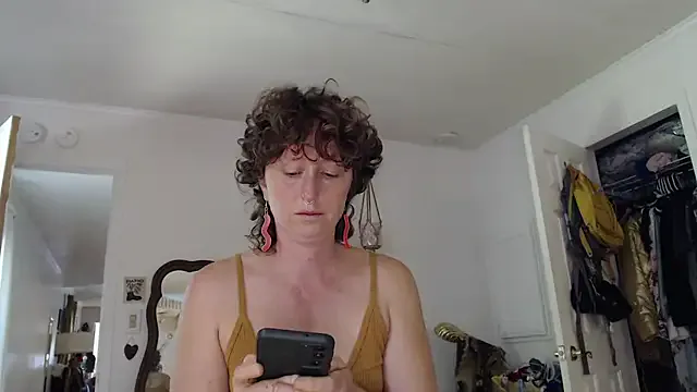 dirtypub – webcam model profile photo Image 16